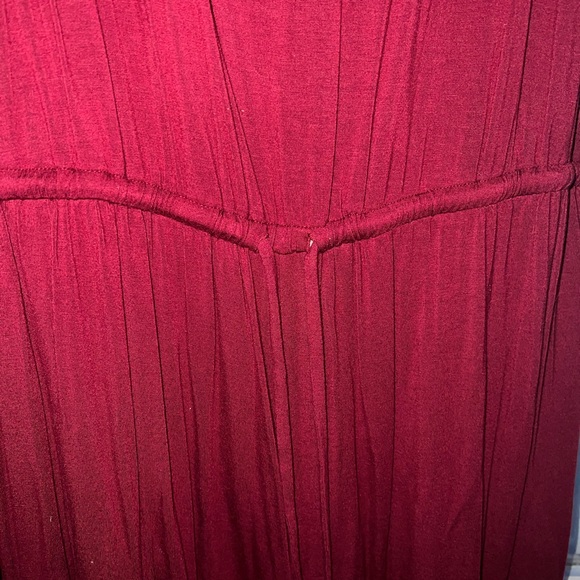 Old Navy Peep Shoulder Romper - Picture 4 of 5